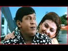 Azhagar Malai Tamil Movie - Vadivelu sees Sona in swimming pool | Sona Romantic Scene
